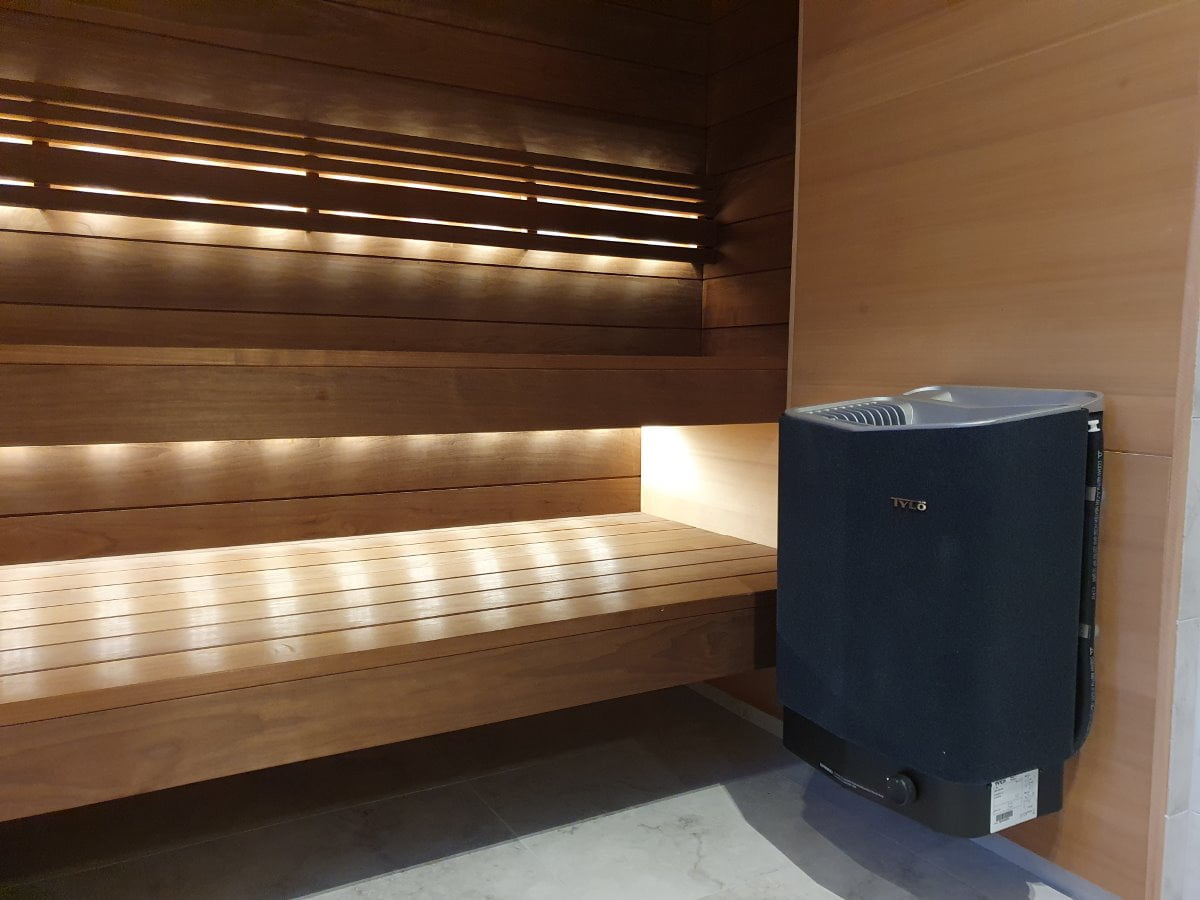 TYLO-Sense-Elite-Sauna-Heater-Lifestyle_3_9b6d6189-edf4-4aec-af75-b15c5b9c5481.jpg